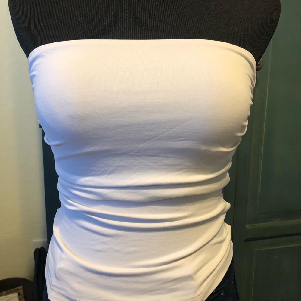 Strapless white shirt